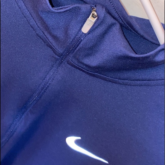 Nike 1/4 Zip - Picture 2 of 4